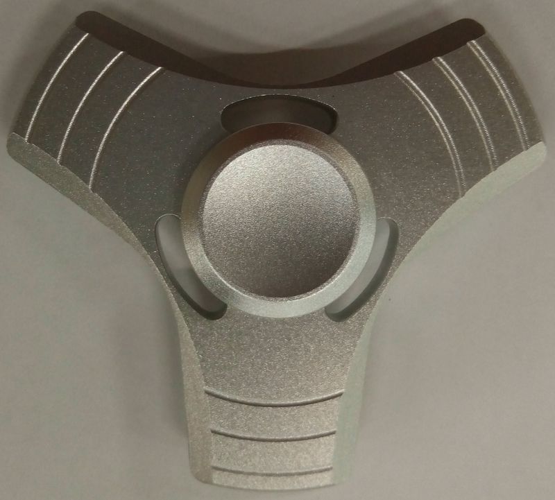 Спиннер алюминиевый – металлический подшипник (серебряный)