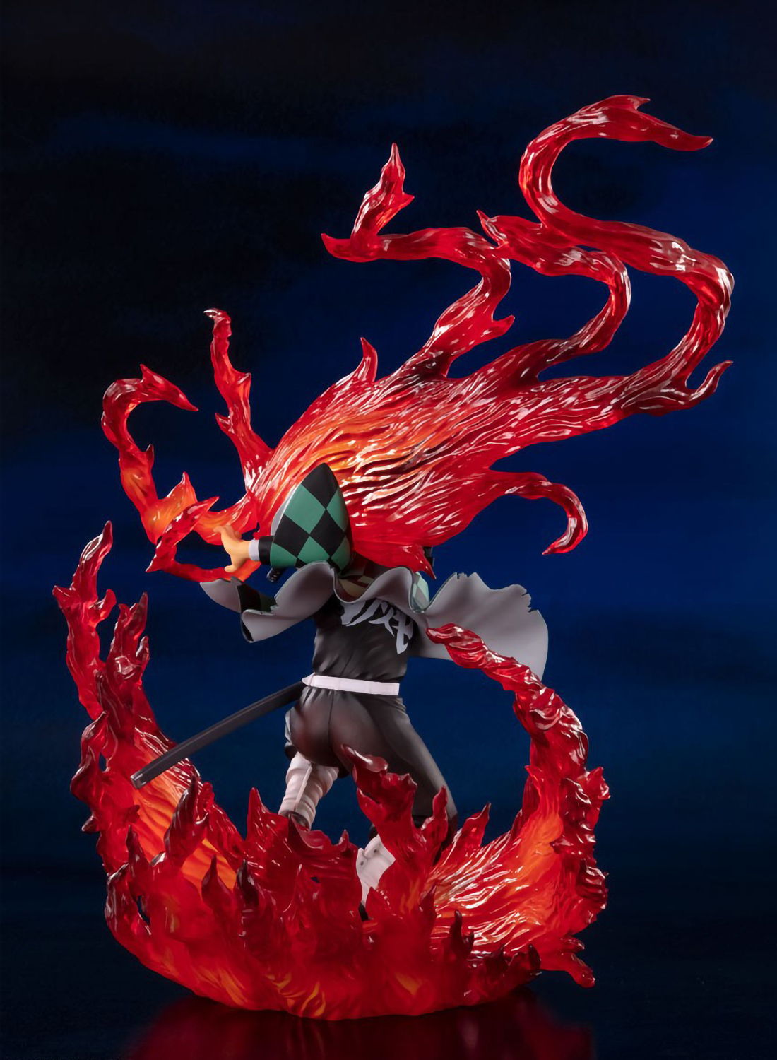 Фигурка Figuarts ZERO Demon Slayer: Kimetsu no Yaiba – Tanjiro Kamado  Hinokami Kagura (21 см) - купить по цене 10990 руб с доставкой в  интернет-магазине 1С Интерес