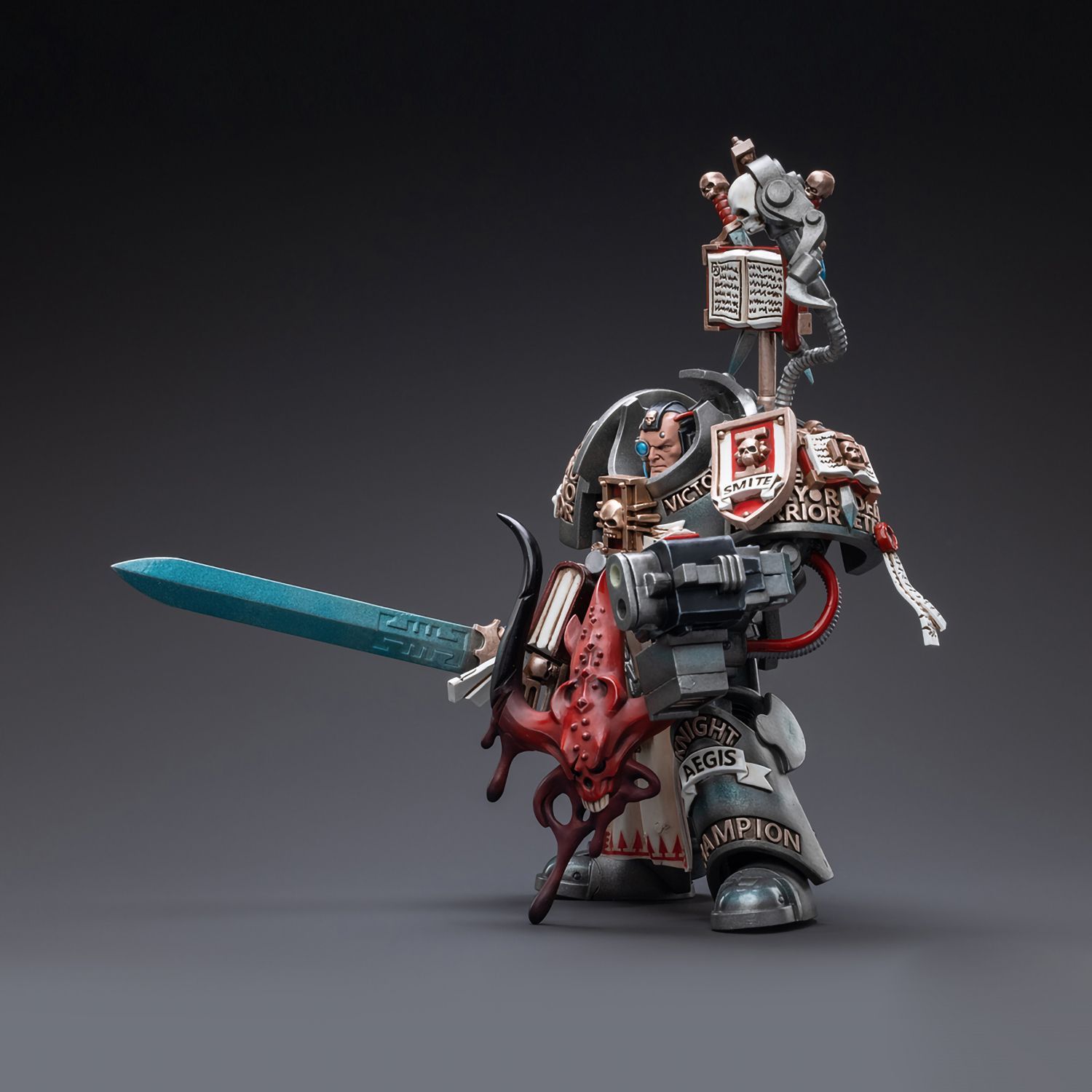 Фигурка Warhammer 40 000: Grey Knights – Terminator Incanus Neodan 1:18  (13,4 см) - купить по цене 8499 руб с доставкой в интернет-магазине 1С  Интерес