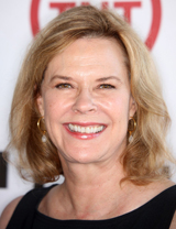   (JoBeth Williams)