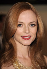   (Heather Graham)