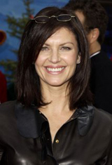   (Wendy Crewson)