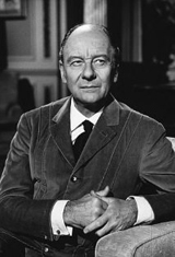   (John Gielgud)