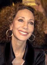   (Marisa Berenson)