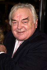   (David Hemmings)