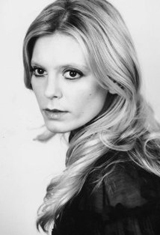   (Emilia Fox)