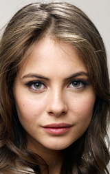   (Willa Holland)