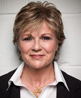   (Julie Walters)