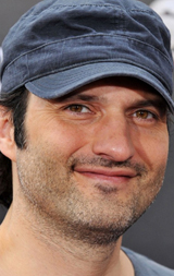   (Robert Rodriguez)